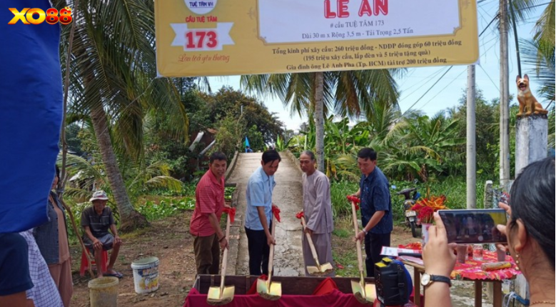 Xo88 cùng người dân làm lễ khởi công xây đập nước Xo88 cùng người dân làm lễ khởi công xây đập nước